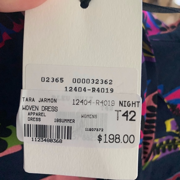 Woven Dress - Picture 7 of 7